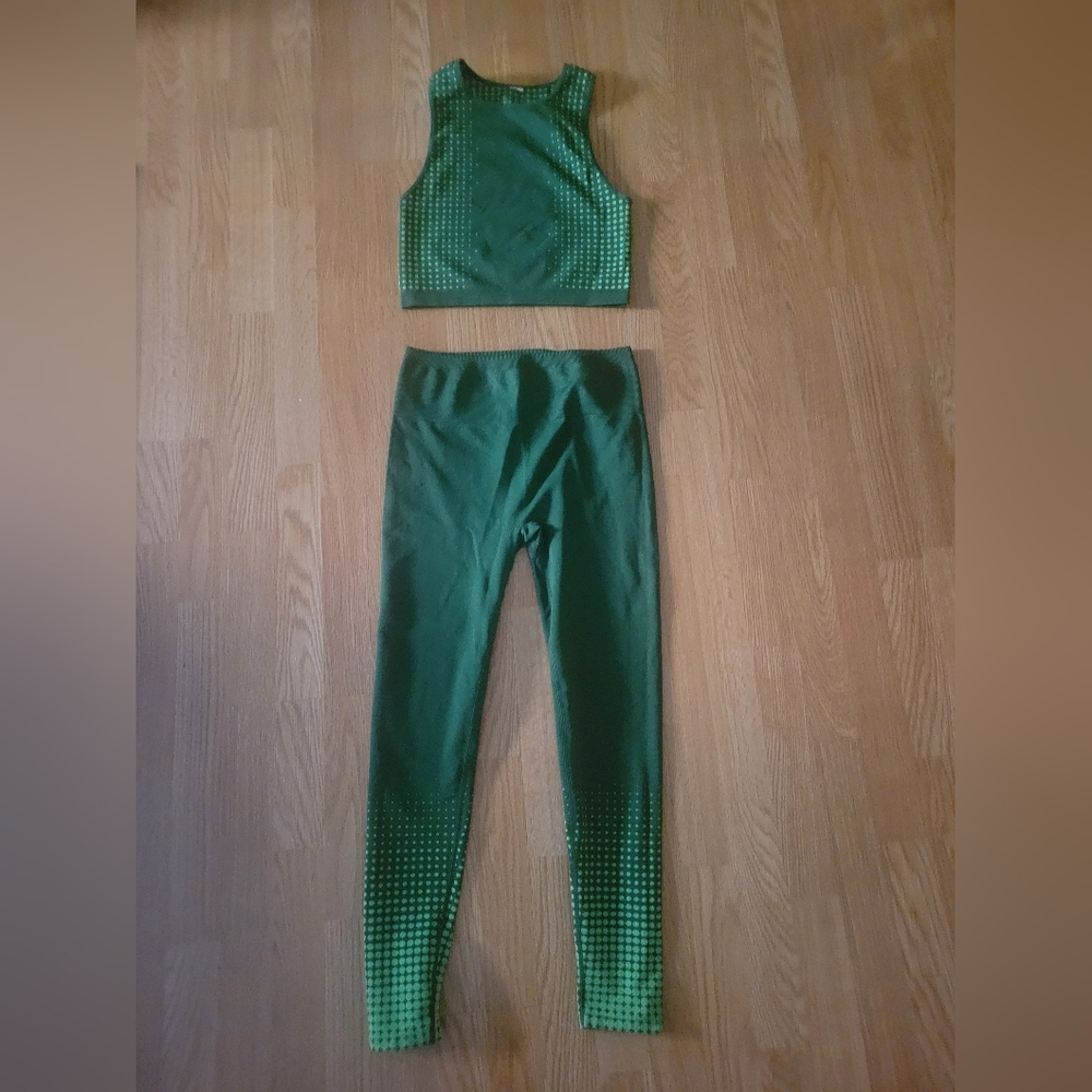 Fabletics green seamless athleasure set